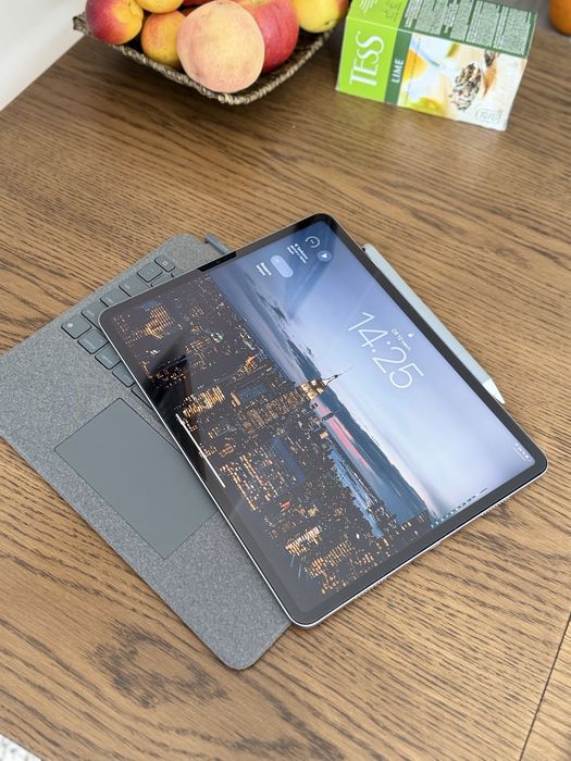 Чехол-клавиатура Logi для iPad Pro 12.9