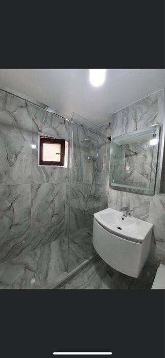 Firma constructii/amenajari interioare