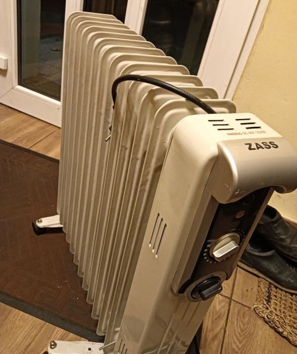 Calorifer electric pe ulei Zass 3 viteze, 12 elementi