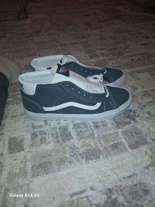 Tenesi Vans nou cu eticheta 44.5