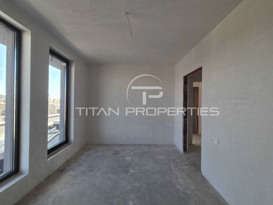 Продава се Тристаен апартамент в Пловдив, Кършияка - 280 кв.м за 463 €/кв.м - Снимка #2