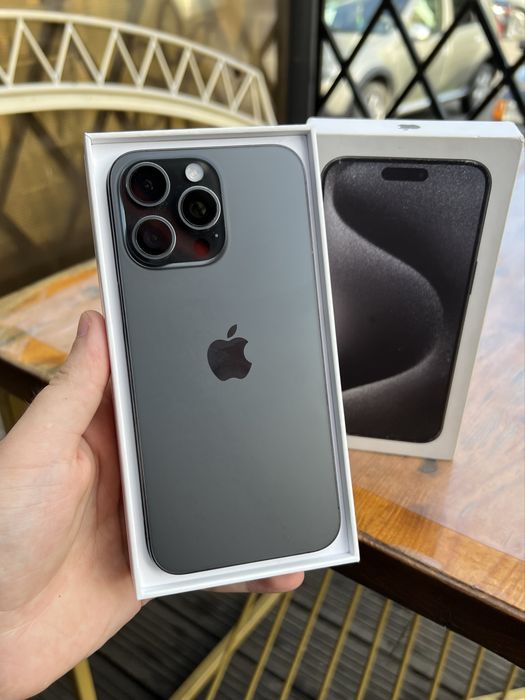 IPhone 15 Pro Max 256GB, black titanium