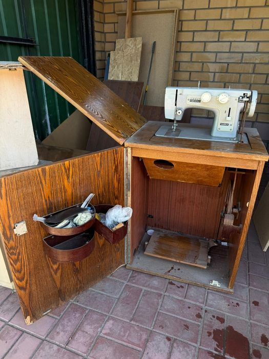 Швейная машинка чайка 3