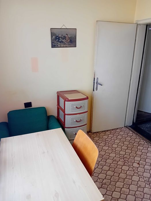 Дава се под наем Тристаен апартамент в Разград, Център - 75 кв.м за 255 € - Снимка #3