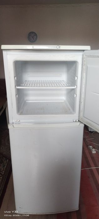 Холодильник Бирюса