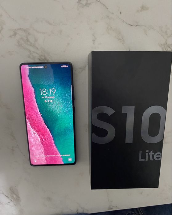Продам телефон Samsung S10 lite