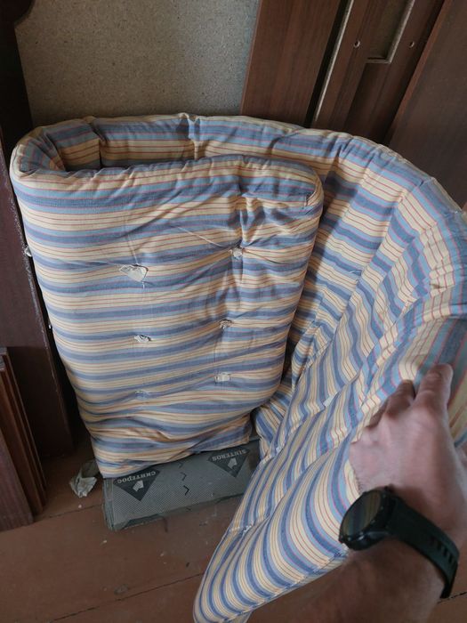 Продам матрас 200х100