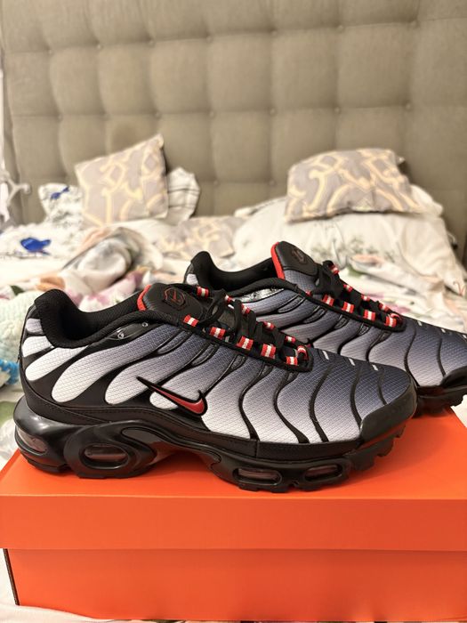 Adidasi Nike Air max plus