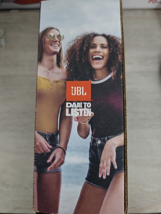 Продам колонку JBL Clip 5
