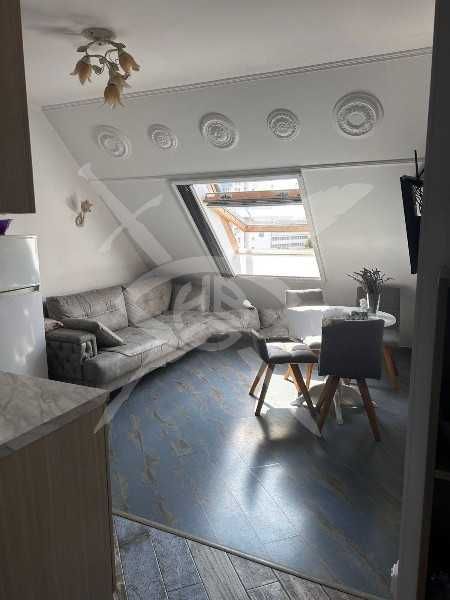 Продава се Тристаен апартамент в Бургас, Зорница - 60 кв.м за 1275 €/кв.м - Снимка #1