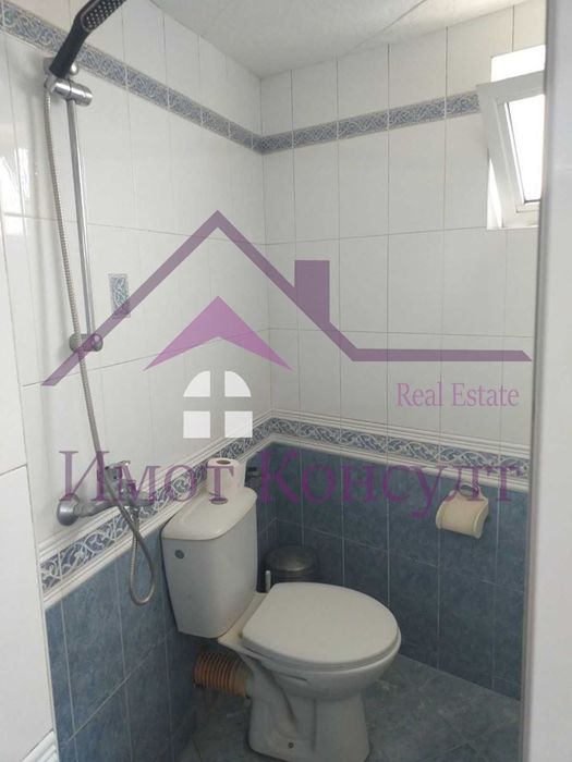 Продава се Многостаен апартамент в Варна, Център - 41140 кв.м за 3 €/кв.м - Снимка #4