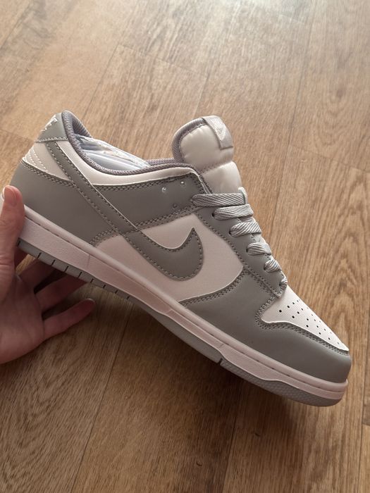 Продам кроссовки nike