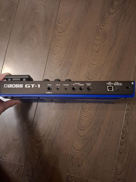 Гитарный процессор Boss GT1