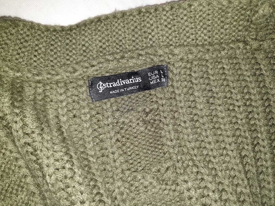 Pulover/Cardigan Stradivarius,marimea L,stare buna