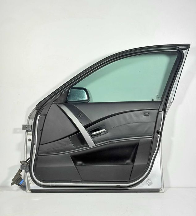 Предна Дясна Врата за БМВ Е60 (03-10) Predna Dqsna Vrata BMW E60