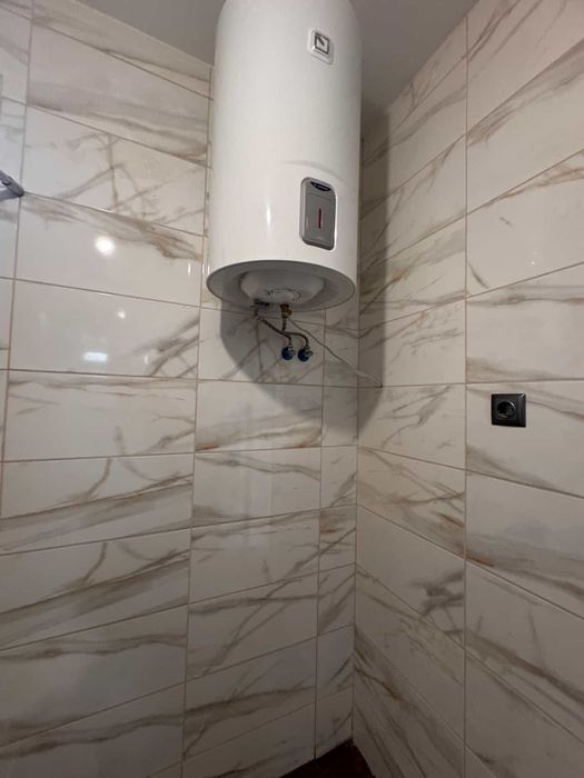 Двуетажна къща с двор в с.Ливада, до Бургас