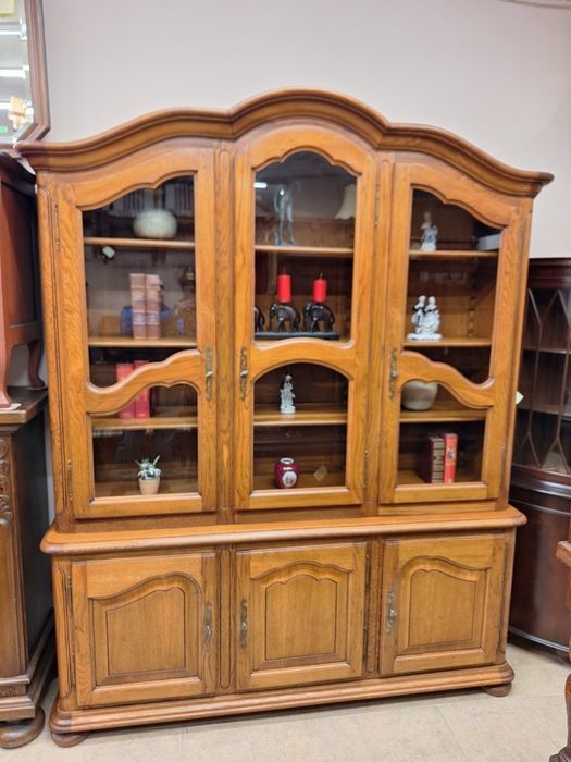 Винтидж трапезен бюфет дъб масив