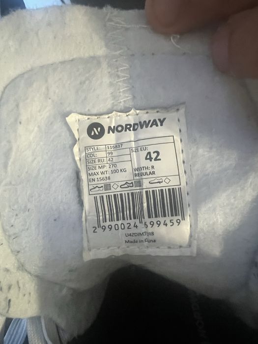 Продам коньки NORDWAY
