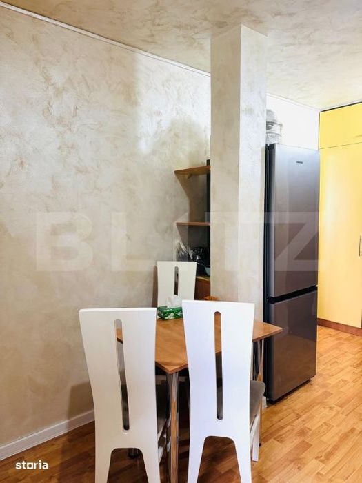 Apartament 3 camere, Etaj 2, de vanzare