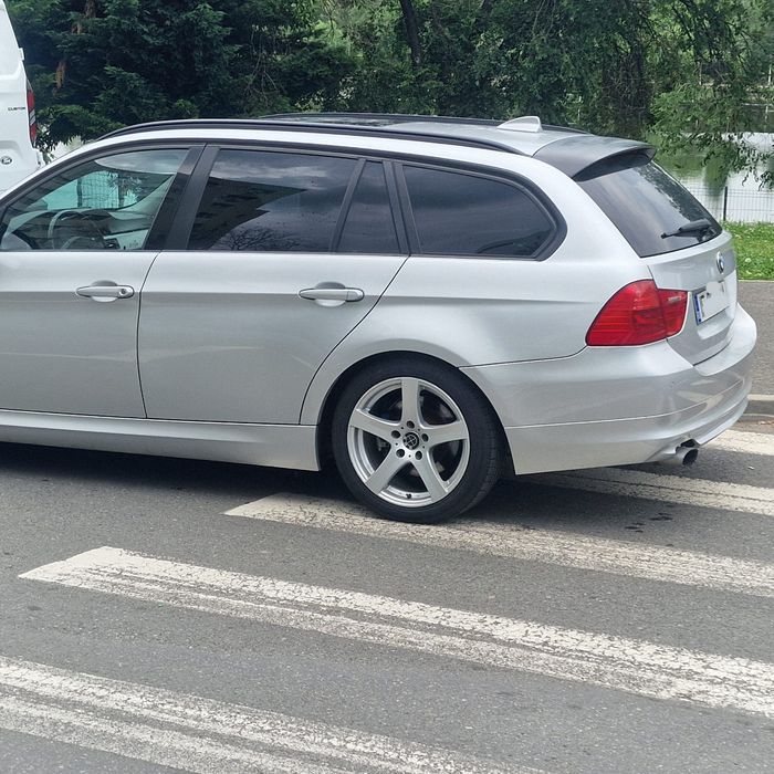 BMW 3 Series 2011 — imagine 4