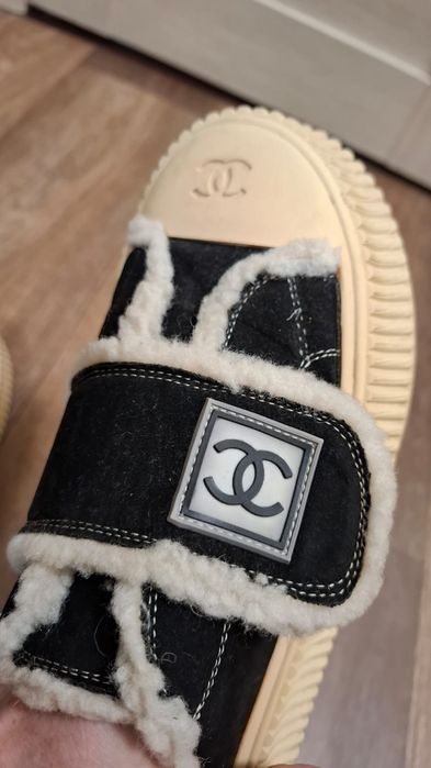 Чёрные утепленные кеды/слипоны — модель Chanel