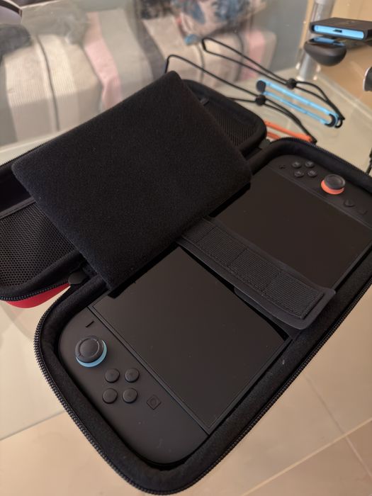 Nintendo Switch 2 + Pro Controller + 4 игри + Калъф — Пълен Комплект