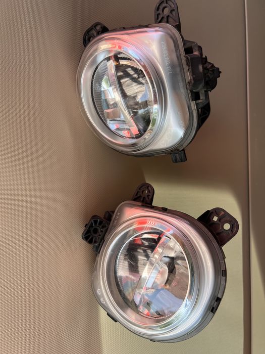 Vând proiectoare LED BMW X3/X5