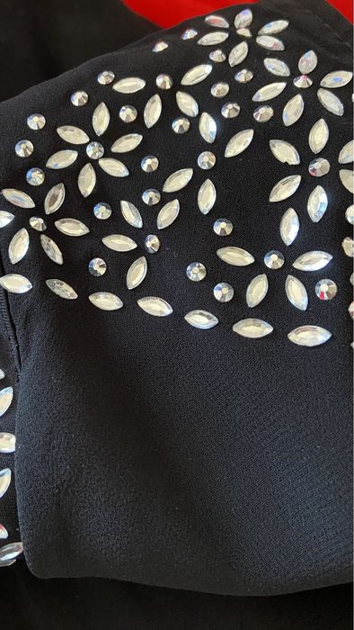 Черное платье