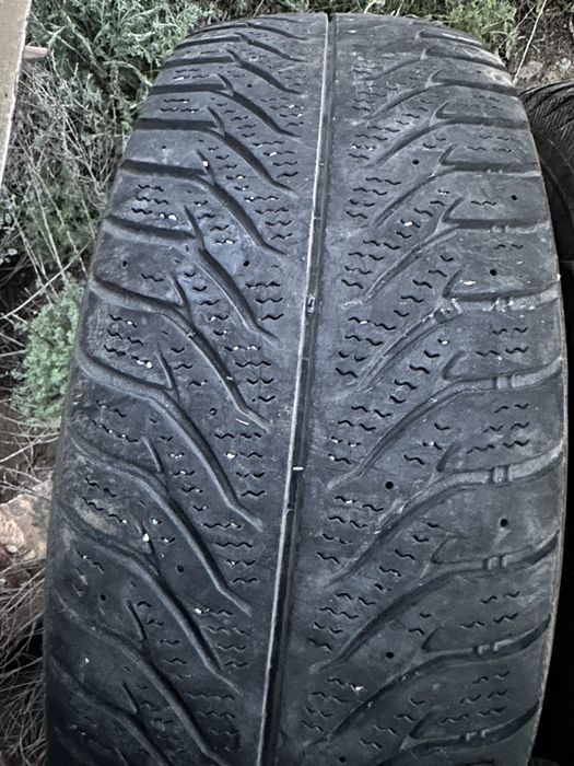 Шины 195/65R15 (2шт)