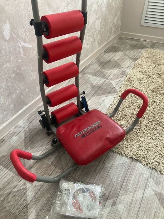 Продам тренажёр для спины и пресса