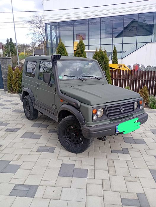 Vând Suzuki Samurai