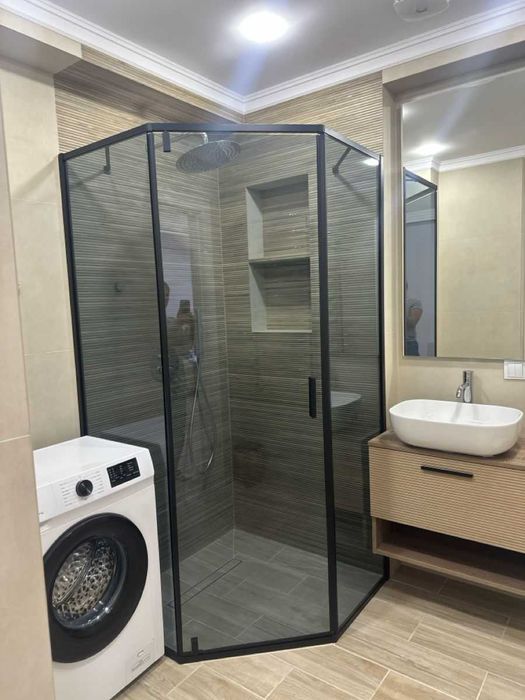 Дава се под наем Двустаен апартамент в София, Студентски град - 56 кв.м за 385 € - Снимка #1