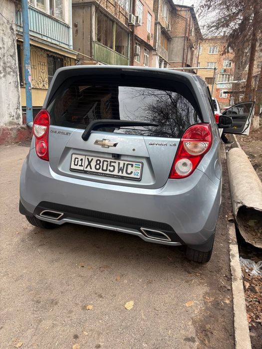 Продам Спарк автомат 2015г