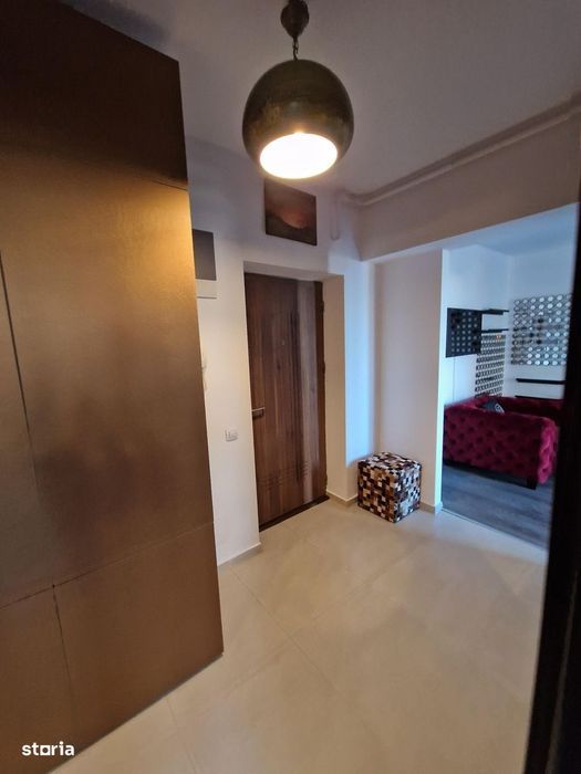 Proprietar, inchiriez apartament cu 3 camere, Bloc 2017, 2xbai, AC