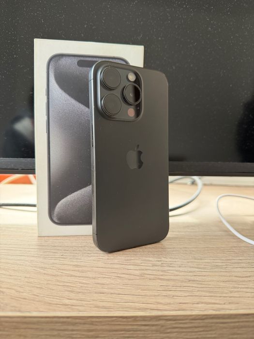 iPhone 15 pro 128gb