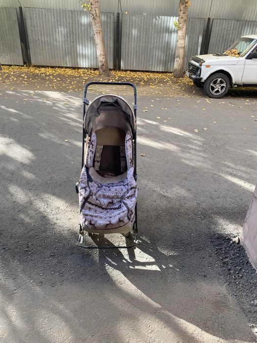 Продается детская сани коляска в хорошем состоянии