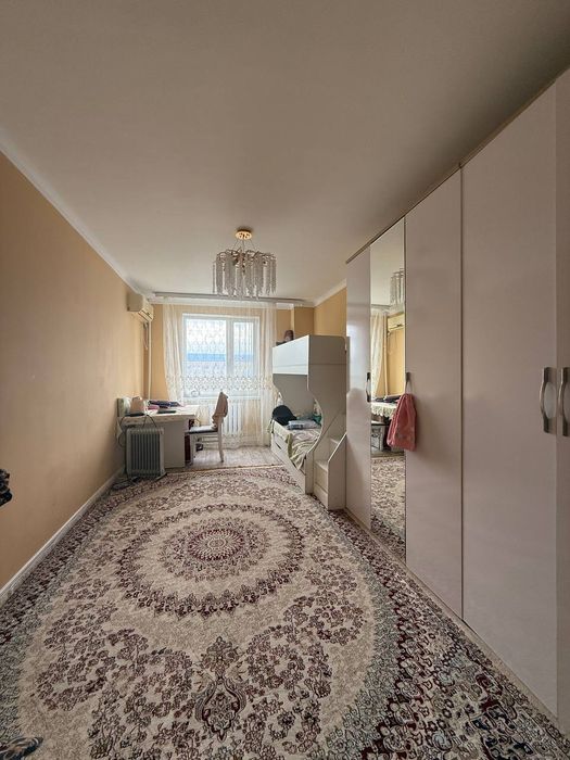 Сдам 2 комнатную квартиру