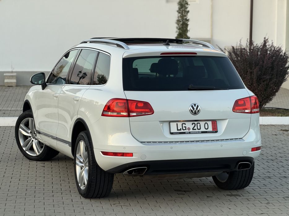 Vw Touareg 3.0 TDI 245cp 2013 Euro 5 Pano/DistronicPlus/Top