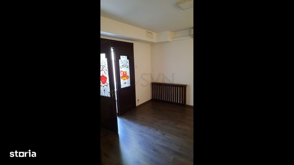 Vila spatioasa de vanzare l aproape de Primaria Sector 1