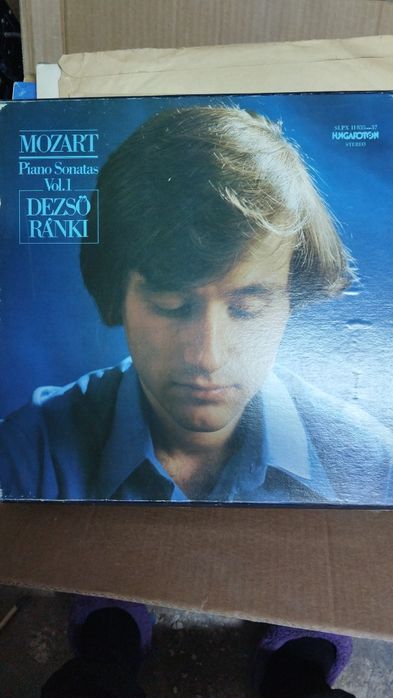 Продам виниловые диски