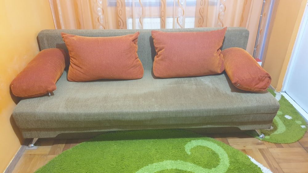 Canapea extensibila  2 m ×1,60 m deschisa