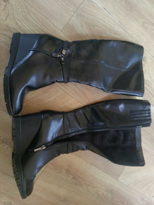 Дамски черни ботуши