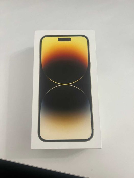 Продам Iphone 14 Pro Max 256 ГБ золотистый