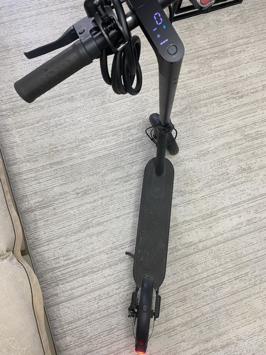 Продам электросамокат Xiaomi PRO 2