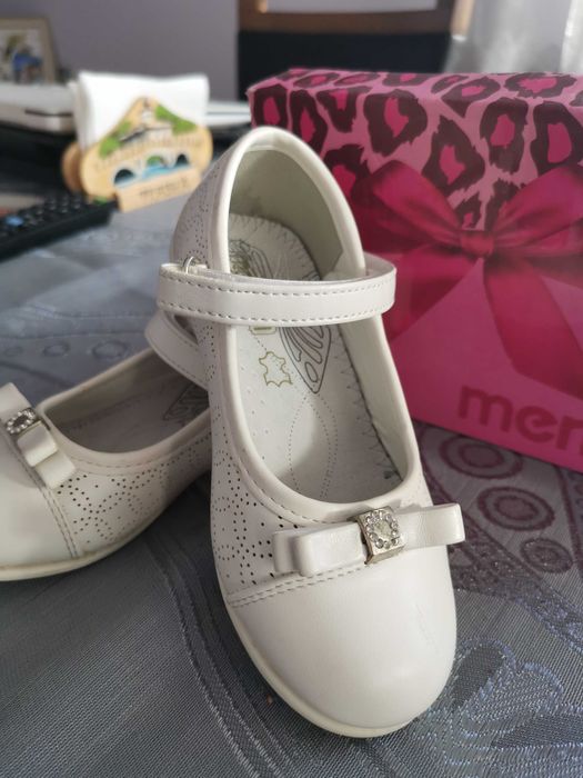 Детски   обувки                           .