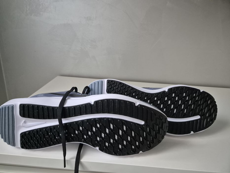 Nike running чисто нови маратонки