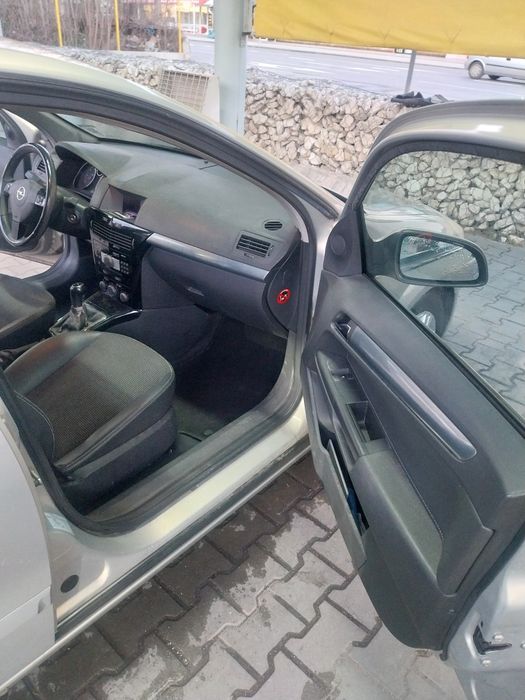 Опел Астра Х 1.7 cdti 101к.с. 2007година Cosmo