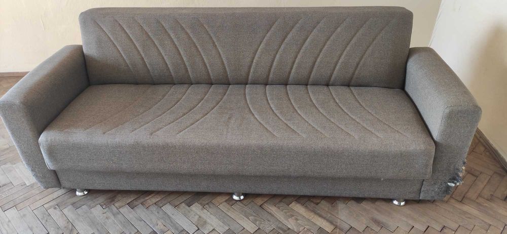 Диван - прав, разтегателен