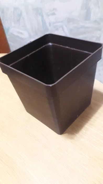 Горшки  цветочные