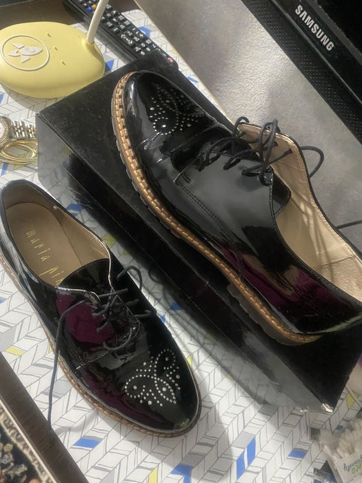 Женская обувь